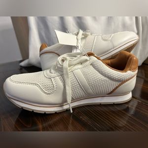 NWT Banana Republic Sneakers